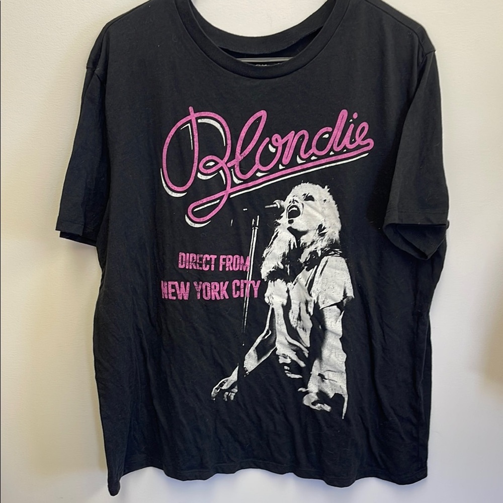 Blondie Black Graphic Tee - Short Sleeve 1x